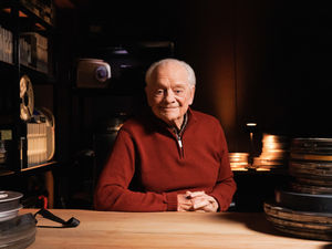 Supporting image for story: David Jason to reunite with cast of Only Fools And Horses for documentary series