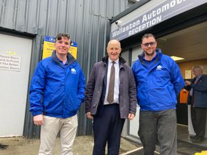 (l-r) Steve Hancock, Conservative chairman Kevin Hollinrake and Richard Prosser during a visit to Stourbridge for the 2026 local election campaign. Picture Martyn Smith/LDRS free for LDRS use