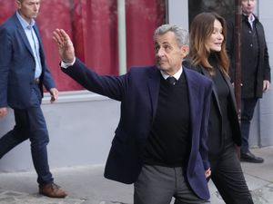 Supporting image for story: Ex-French president Sarkozy to be released from jail under judicial supervision