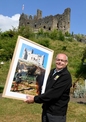 Derek stands in the same spot as when he was photographed with an elephant more than 30 years ago