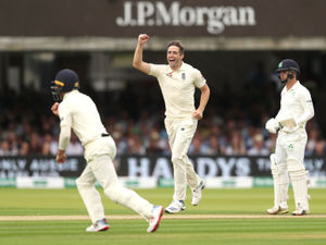 Supporting image for story: Chris Woakes: Players would put up with quarantine