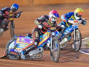 Supporting image for story: Tigers maul Wolves to set down marker