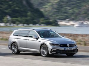Supporting image for story: First drive: The Volkswagen Passat GTE is a comfortable and refined premium plug-in hybrid