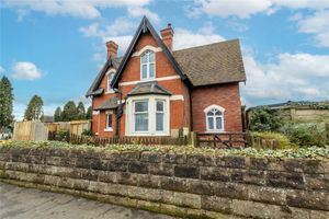 Hadley Cemetery Lodge. Picture: Rightmove/DB Roberts