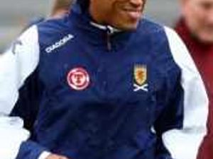 Supporting image for story: Wolves pair to make a point