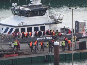 Supporting image for story: Asylum system delays and backlogs wasted taxpayers’ money – watchdog