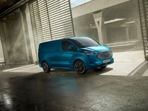 Supporting image for story: New electric Ford E-Transit Custom revealed with 236-mile range