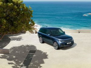 Supporting image for story: New mild-hybrid engines added to Range Rover line-up