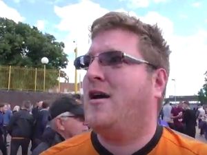 Supporting image for story: Wolves fans delighted after dream start to season - WATCH
