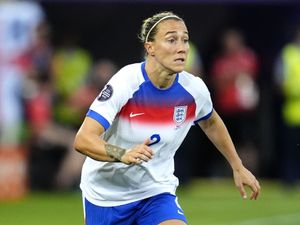 Supporting image for story: Lucy Bronze urges England to draw on underdog mentality in Euros quarter-final