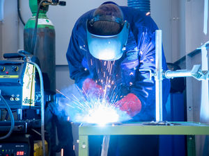 Supporting image for story: Appetite for apprenticeships remains strong