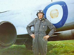 Supporting image for story: Daughter discovers lost father after funeral