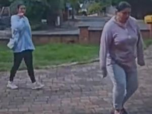 Supporting image for story: Police looking for these two women after 'large amount of gold' stolen from Sutton Coldfield house