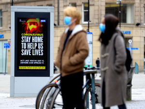 Supporting image for story: Health boss says masks could give 'false confidence'