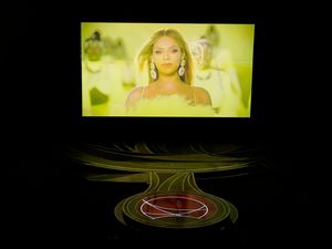 Supporting image for story: Beyonce joined on stage by daughter Blue Ivy during opening Oscars performance