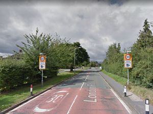 Supporting image for story: Car hits lamppost in Shrewsbury