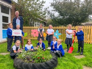 Supporting image for story: School children see competition garden turned into reality