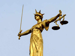 Supporting image for story: Shoplifter tracked down and threatened store security guard