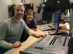 Supporting image for story: Jo and Ed take their radio skills out to schoolchildren