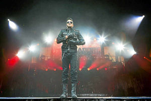 Supporting image for story: Fans snapping up Peter Andre Telford gig tickets