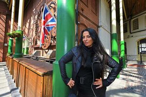 Supporting image for story: What it's like to... Be a Hollywood actor