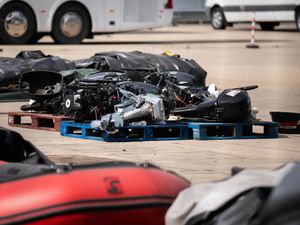 Supporting image for story: Small boats spotted crossing Channel overnight