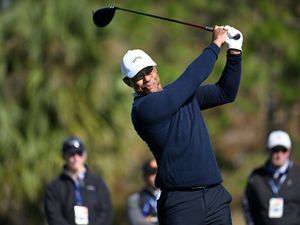 Supporting image for story: Tiger Woods, son in three-way top spot tie after round one of PNC Championship