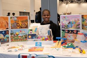 Khamani Edwards, aged 17, Founder & CEO of KJ's Craft Time and recipient of Unloc's Changemaker Grant.