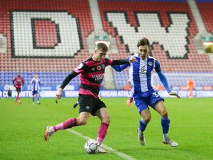 Supporting image for story: Shrewsbury won't rush Josh Vela 