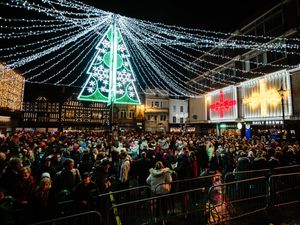 Supporting image for story: Shrewsbury prepares for Christmas Cracker lights switch on as date is announced