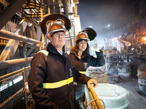 Supporting image for story: Reeves seeks to slash energy bills as Sunak wages ‘moral mission’ to cut taxes