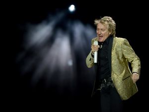 Supporting image for story: Rod Stewart in Shrewsbury: Road to close for summer gig