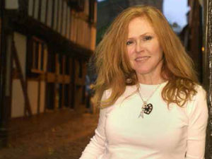 Supporting image for story: It’s a wonderful life as Carol’s T’Pau goes it alone with lockdown single