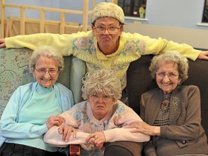 Supporting image for story: Famous? Shurrup! Beloved Tipton twins throw chippy party