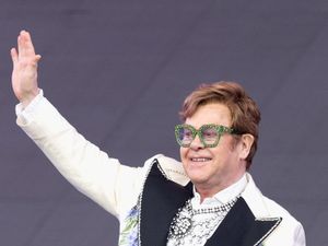 Supporting image for story: Sir Elton John wows Los Angeles as final North American tour ends