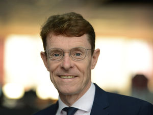 Supporting image for story: Mayor hails 'strong return' on funding bid after Labour warns of 'pandemic of poverty'