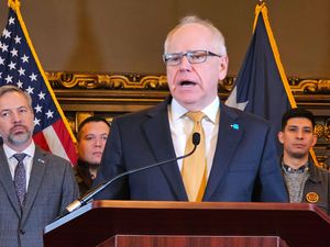 Supporting image for story: Federal authorities announce end to immigration crackdown in Minnesota