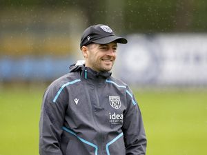 Supporting image for story: What West Brom boss Ryan Mason felt was 'most important' after 1-1 Dynamo Kyiv draw