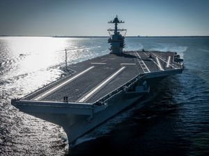 Supporting image for story: Second US aircraft carrier heading to Middle East amid Iran tensions