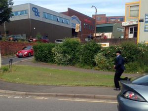 Supporting image for story: Recognise him? Motorist's photo holds clues to bogus car buyer