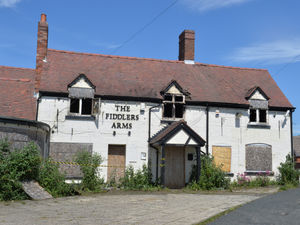 Supporting image for story: New homes scheme revealed for crime-ridden Dudley pub site
