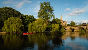 Caron Malcolm - Red Boat, English Bridge