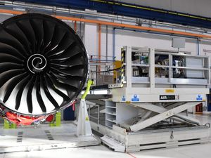 The Rolls-Royce XWB engine assembly line.