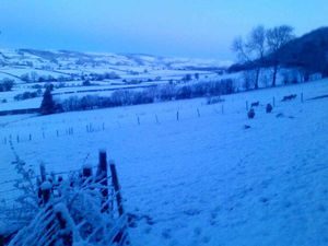 Supporting image for story: Delays on roads and schools closed as snow hits Shropshire and Mid Wales
