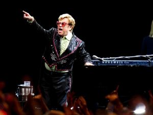 Supporting image for story: Sir Elton John praises home crowd fans as he kicks off final London shows