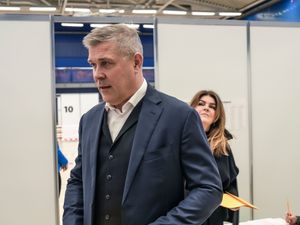 Supporting image for story: Iceland votes for new a parliament after coalition dissolved