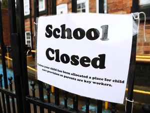Supporting image for story: Teaching union: Secondary schools should close for two-week circuit-breaker
