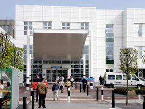 Supporting image for story: Russells Hall Hospital death rates higher at weekends, figures show