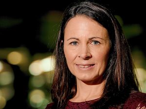 Supporting image for story: The Big Interview: Mum’s the word, but Jo Pavey just keeps on running