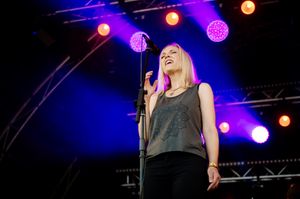 Benito Kirkpatrick and The Excess on the Cuckoo Stage